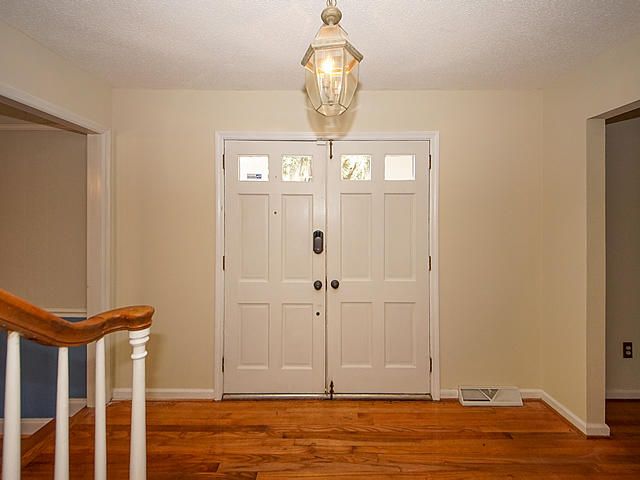 4 S Basilica Ave, Hanahan, SC 29410