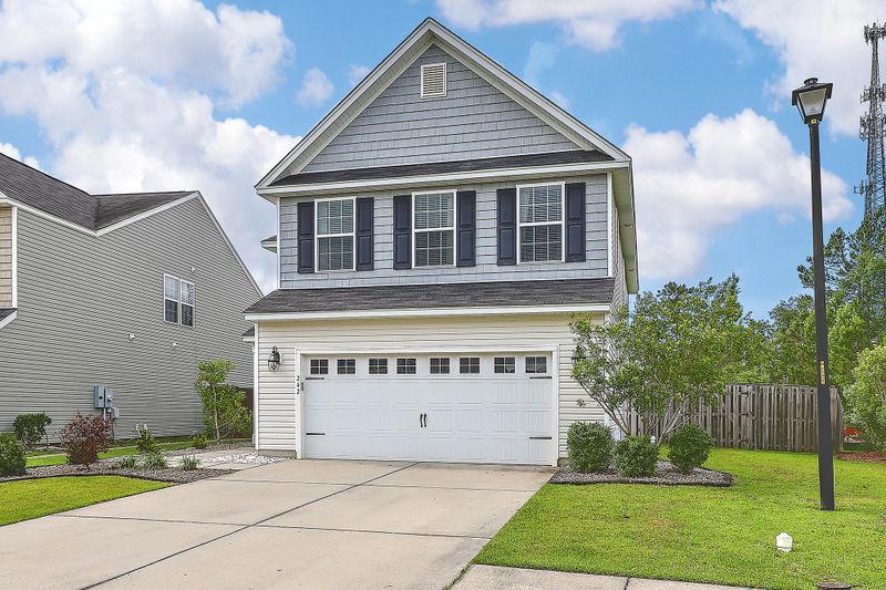 242 Longford Dr, Summerville, SC 29483