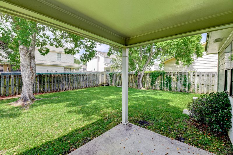 7637 Oldridge Rd, North Charleston, SC 29418