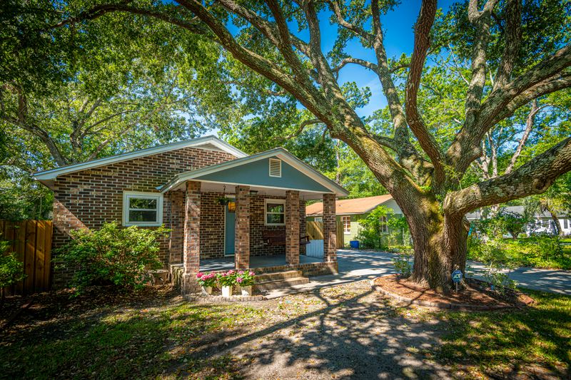 1633 Pinecrest Rd, Charleston, SC 29407