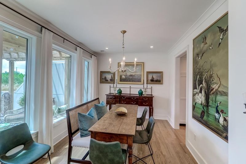 330 Concord St #Th21, Charleston, SC 29401
