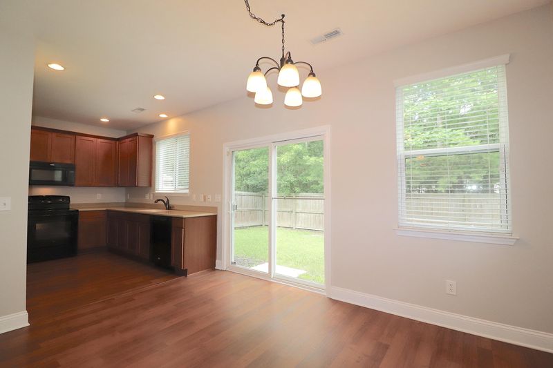 8850 Kellum Dr, North Charleston, SC 29420