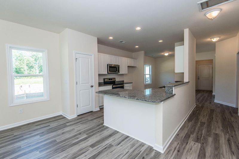 157 Clydesdale Cir, Summerville, SC 29486