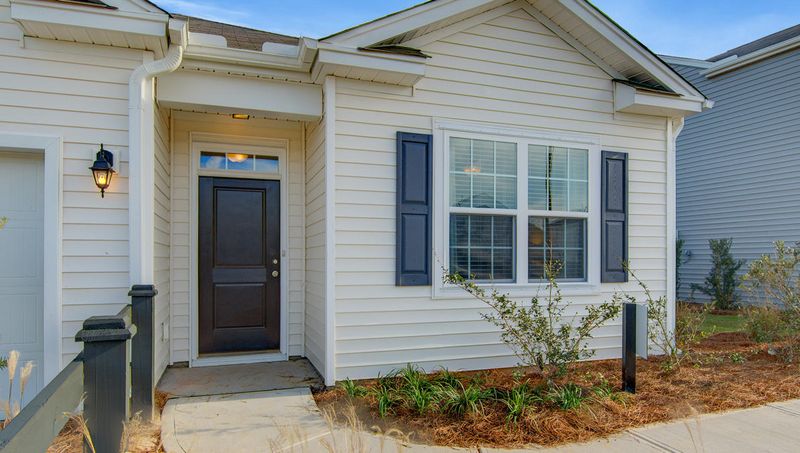 366 Bering Ln, Summerville, SC 29486