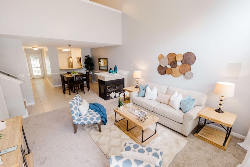 203 Sunnyside Way, Summerville, SC 29485