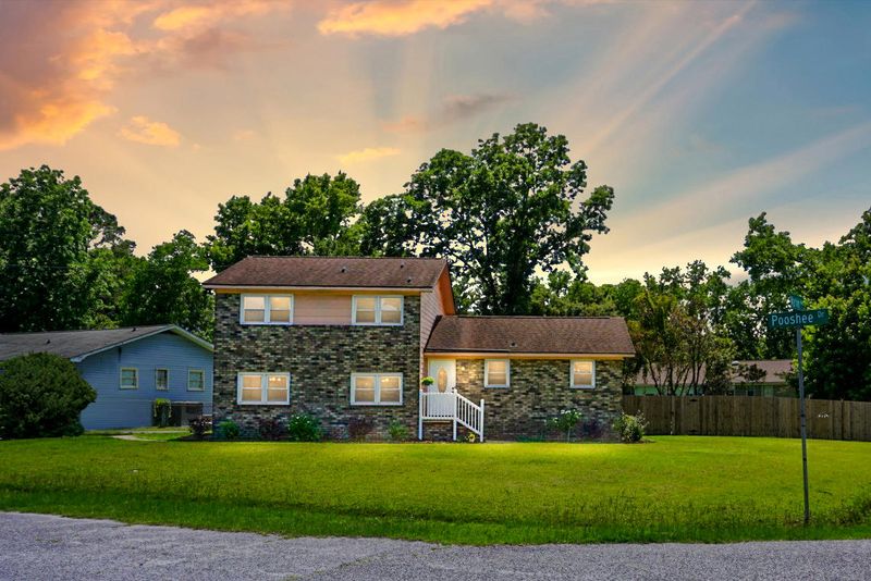 1351 Marvin Ave, Charleston, SC 29407