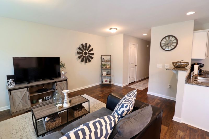 507 Truman Dr, Goose Creek, SC 29445