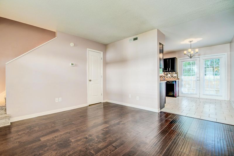 1423 Ashley River Rd #4-D, Charleston, SC 29407