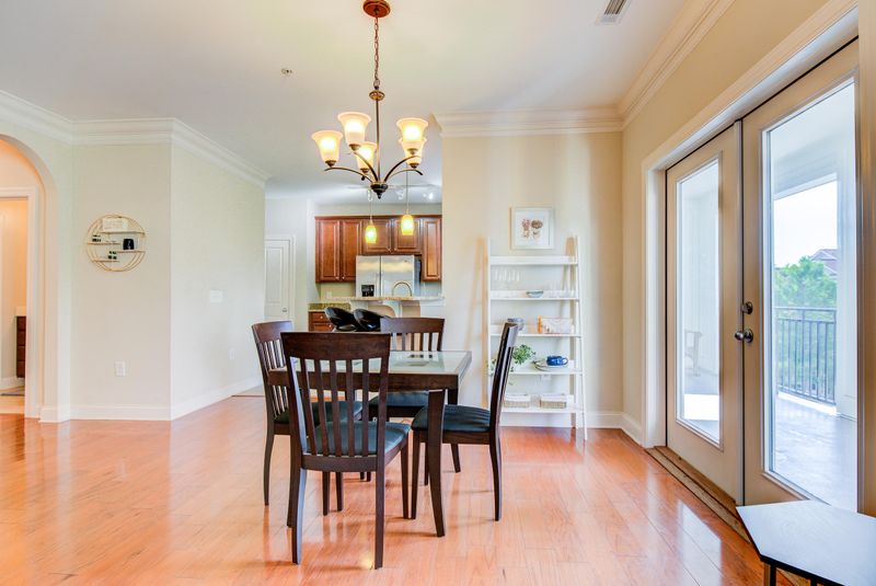 1900 Belle Isle Ave #304, Mount Pleasant, SC 29464