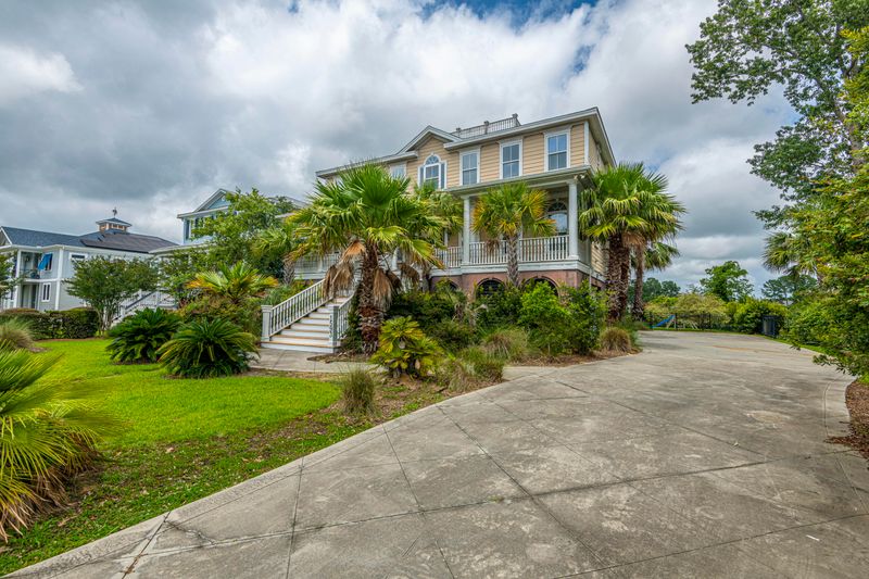 1593 Rivertowne Country Club Dr, Mount Pleasant, SC 29466