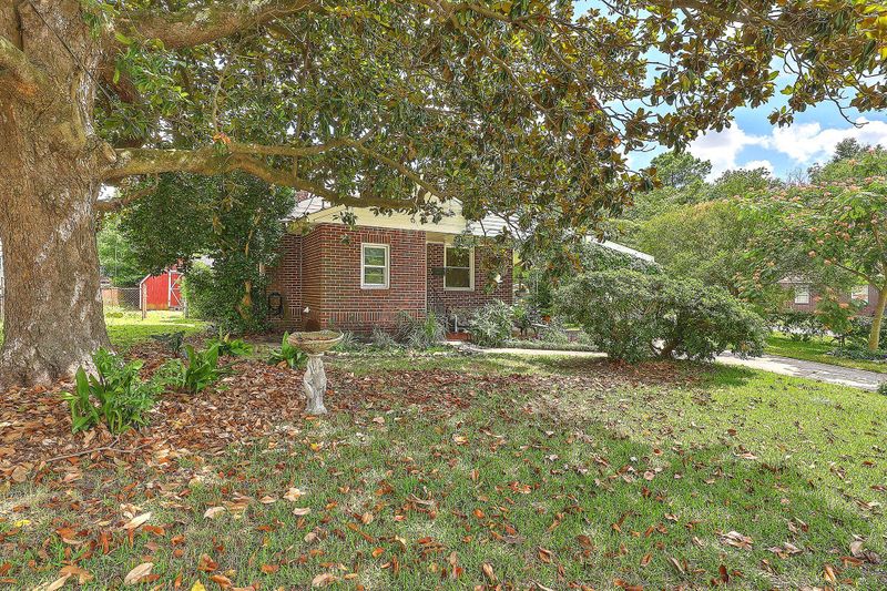 2712 Martha Dr, North Charleston, SC 29405