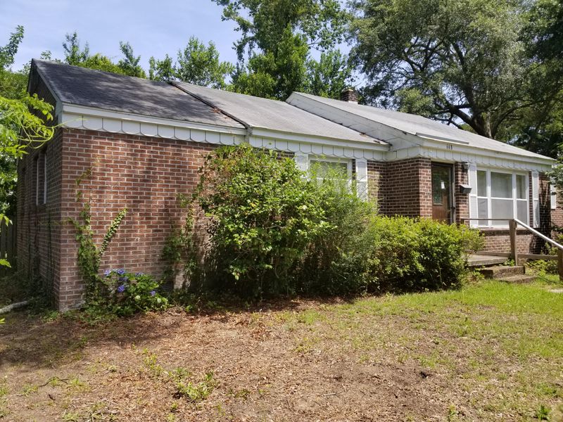 668 Mccants Dr, Mount Pleasant, SC 29464