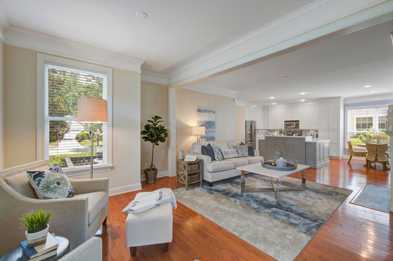 1068 Barfield St, Charleston, SC 29492