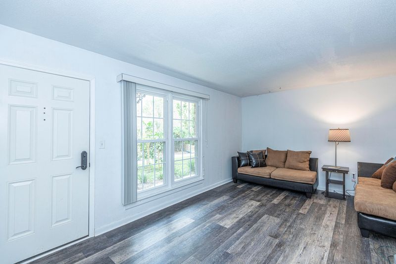 867 Colony Dr #F-80, Charleston, SC 29407