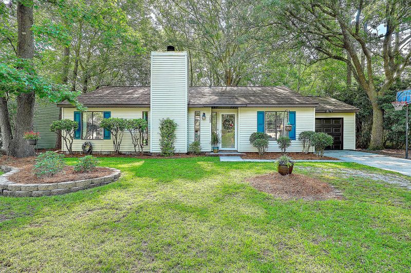 105 Downing Ct, Goose Creek, SC 29445