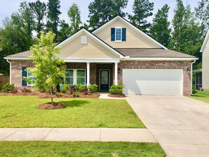 558 Mountain Laurel Cir, Goose Creek, SC 29445