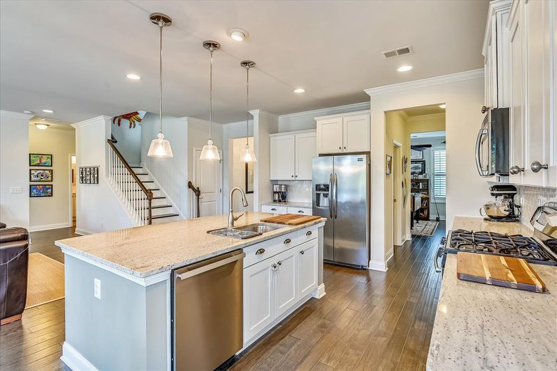 1496 Keshi Pearl Dr, Mount Pleasant, SC 29466