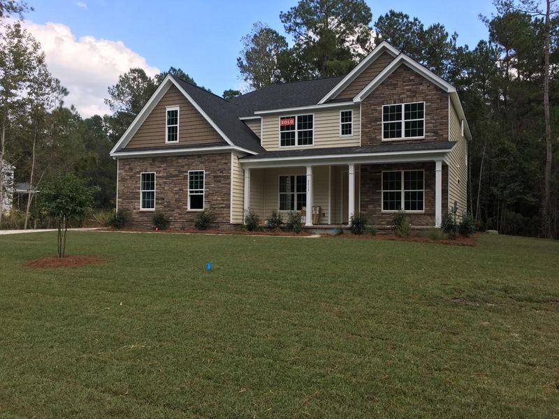 2032 Tacoma Cir, Ridgeville, SC 29472