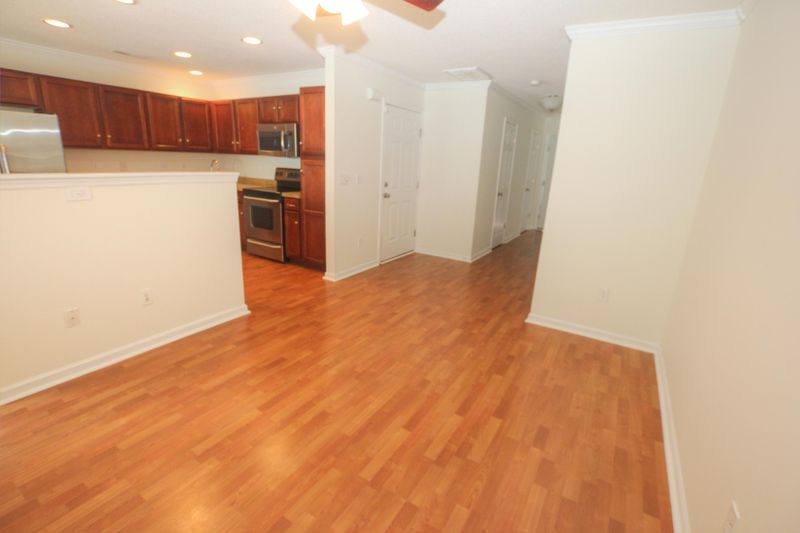 140 Darcy Ave, Goose Creek, SC 29445