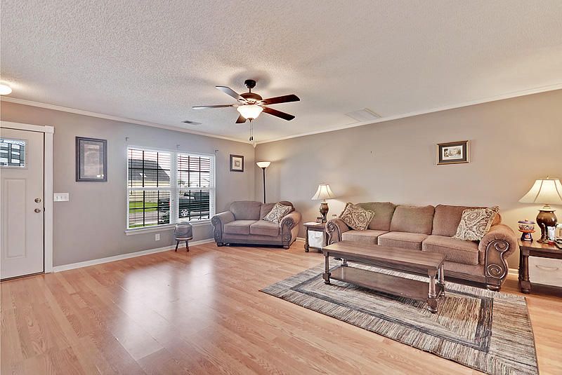 300 Bradley Bend Dr, Moncks Corner, SC 29461