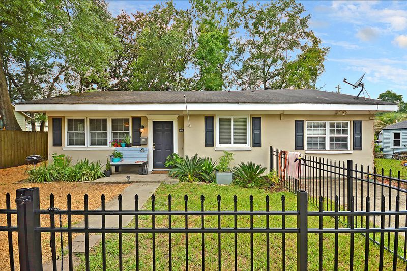 1305 Hester St, Charleston, SC 29403