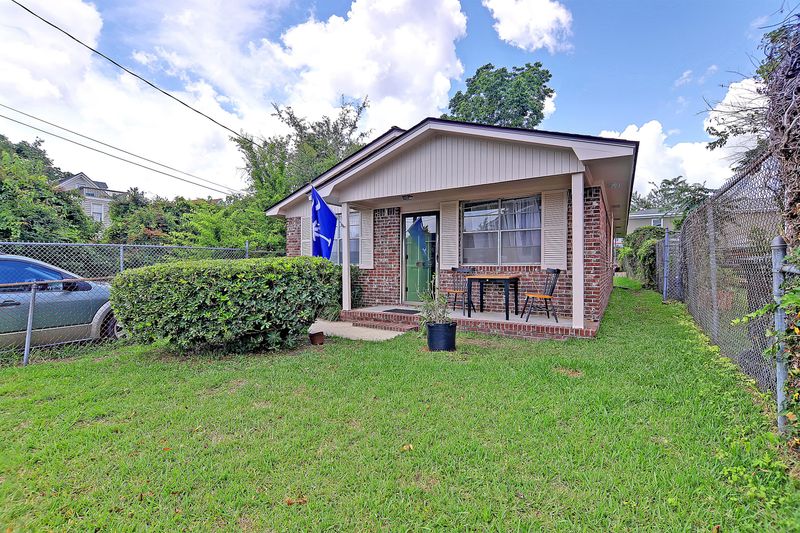 11 Hanover St, Charleston, SC 29403