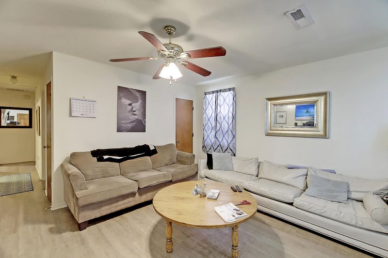 11 Hanover St, Charleston, SC 29403