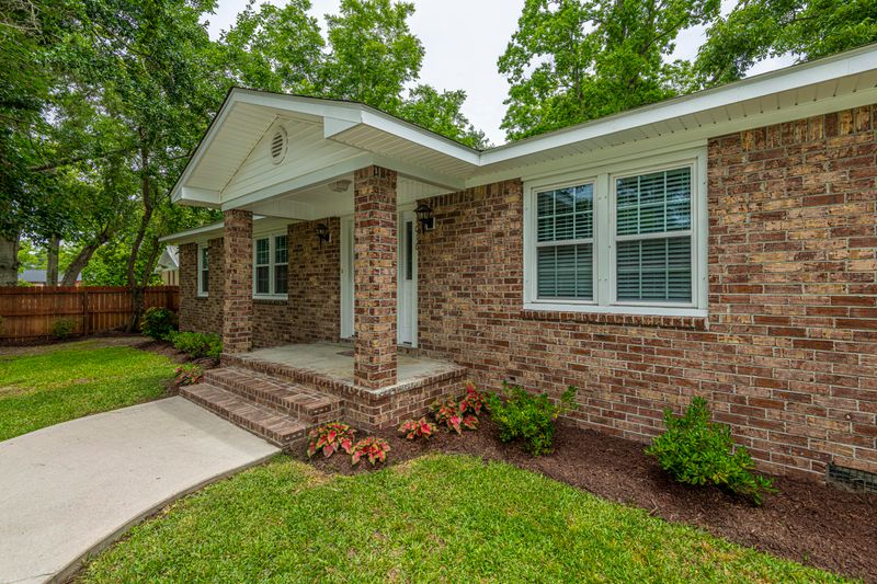1016 Diana St, Charleston, SC 29407