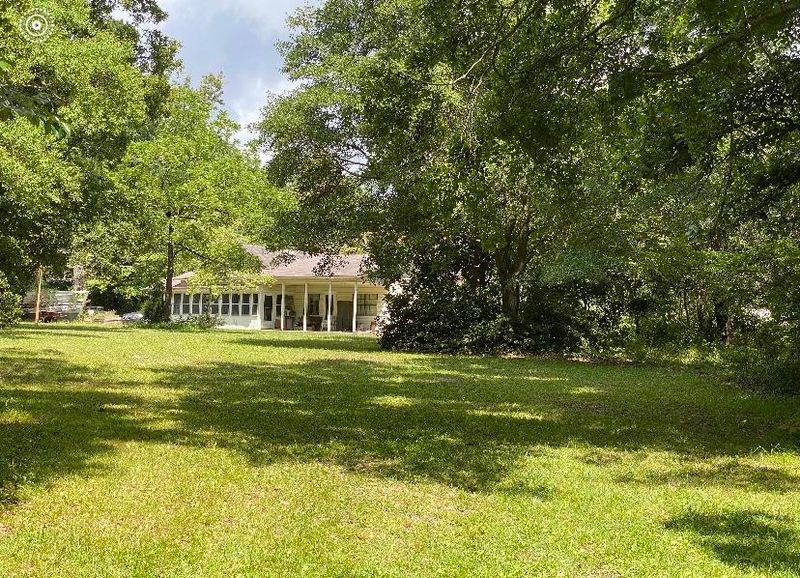 143 Broughton Hall Rd, Pinopolis, SC 29469