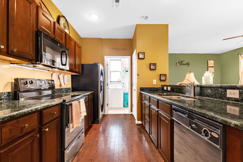 227 Two Forts Rd, Moncks Corner, SC 29461