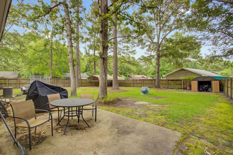 163 Braly Dr, Summerville, SC 29485