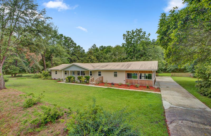 1261 Zion Rd, Dorchester, SC 29437