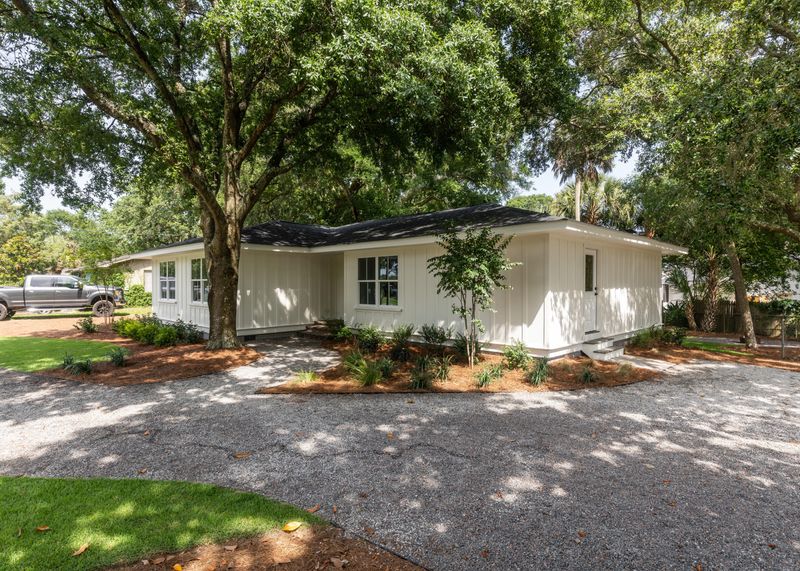 2902 Waterway Blvd, Isle Of Palms, SC 29451