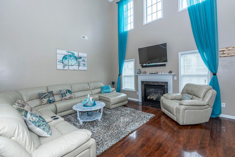 429 Mountain Laurel Cir, Goose Creek, SC 29445