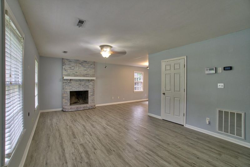 611 Brailsford Blvd, Summerville, SC 29485