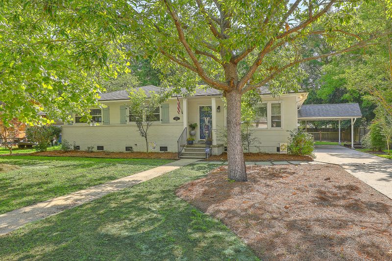 1330 Foster St, Charleston, SC 29407