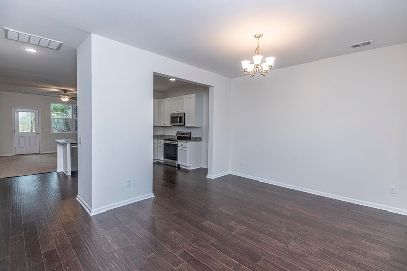 186 Woodward Rd #103, Goose Creek, SC 29445