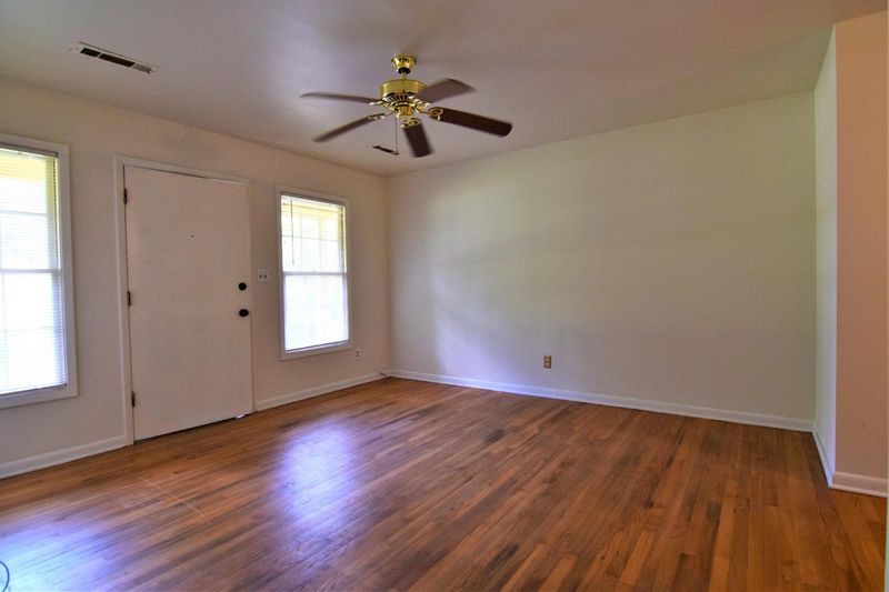115 Forest Cir, Summerville, SC 29483