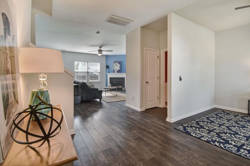 2812 Conservancy Ln, Charleston, SC 29414