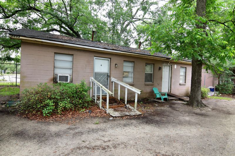 3444 Navajo St, North Charleston, SC 29405