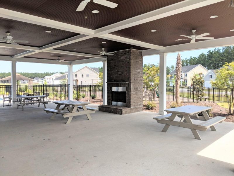 277 Saxony Loop #39, Summerville, SC 29486