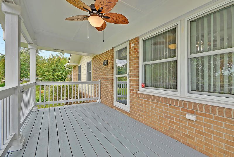 320 Holly Ave, Goose Creek, SC 29445