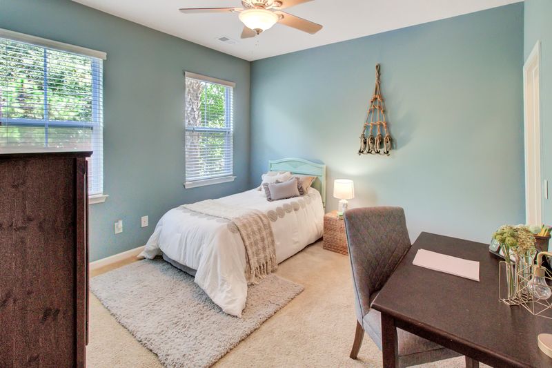 5272 E Dolphin St, North Charleston, SC 29405