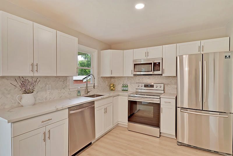 5135 W Dolphin St, North Charleston, SC 29405