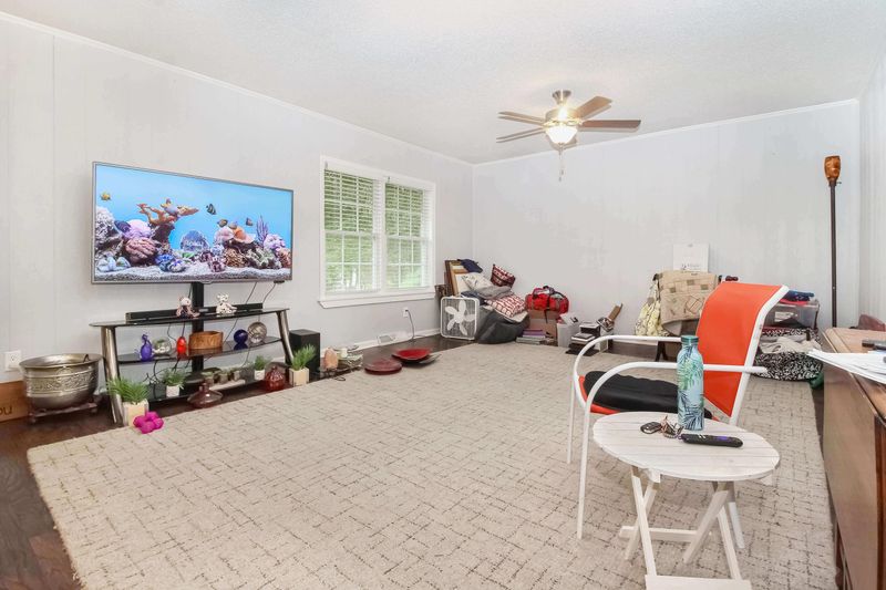 107 Azalea St, Ladson, SC 29456