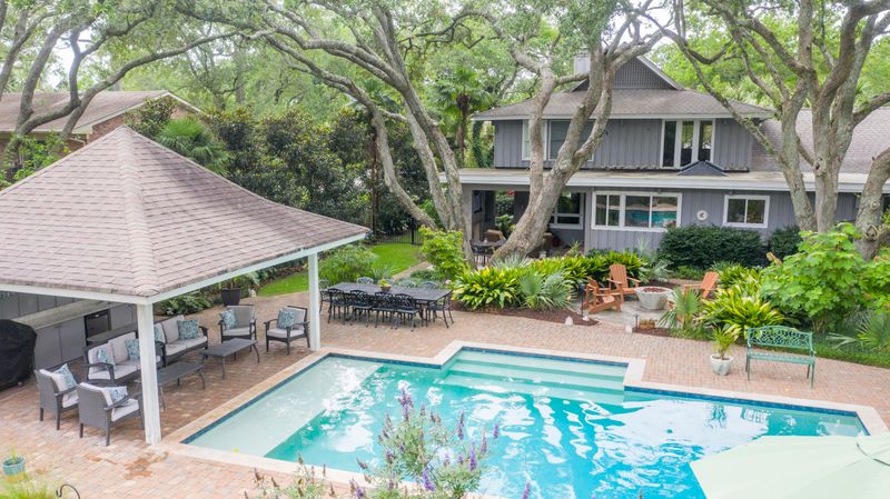 894 White Point Blvd, Charleston, SC 29412