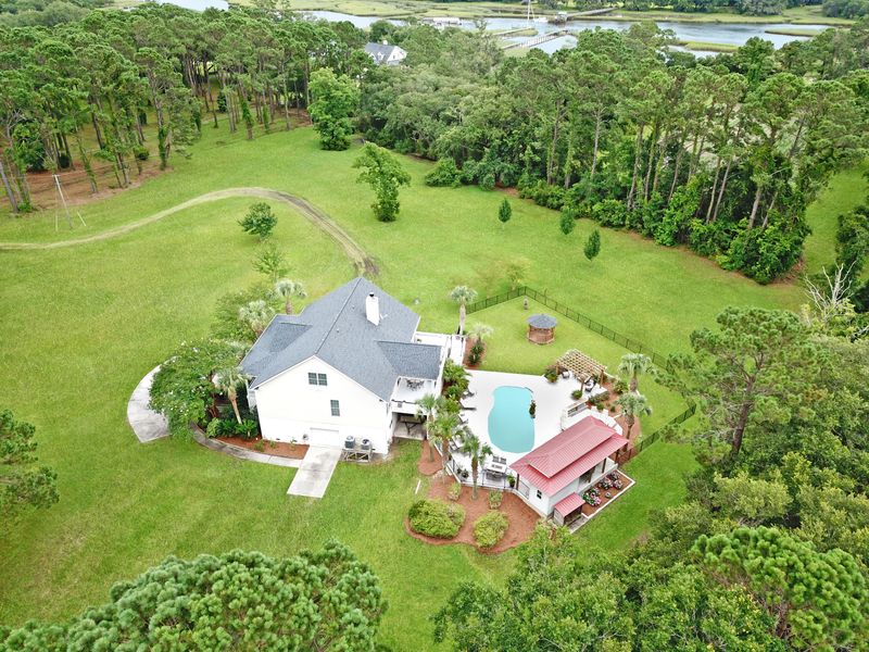 2577 Royal Oak Dr, Johns Island, SC 29455