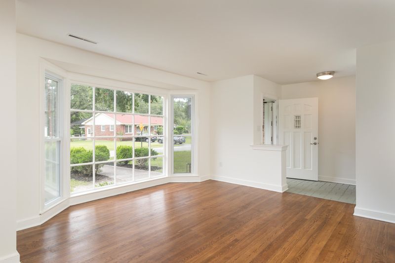 1051 Keats Rd, Charleston, SC 29407