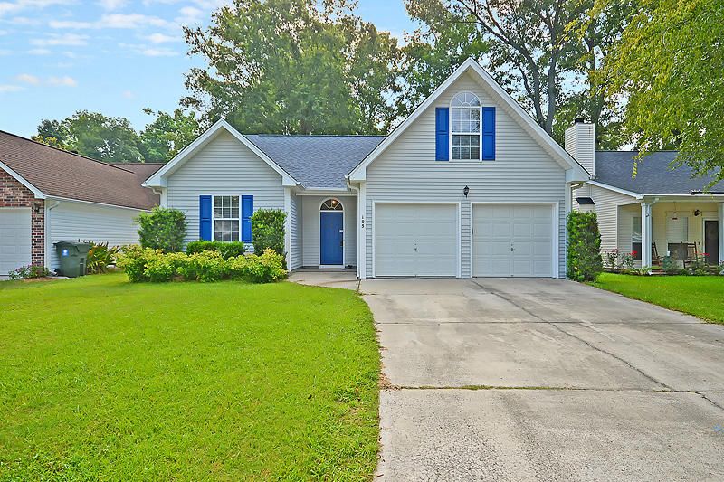 105 Landau Rd, Summerville, SC 29485