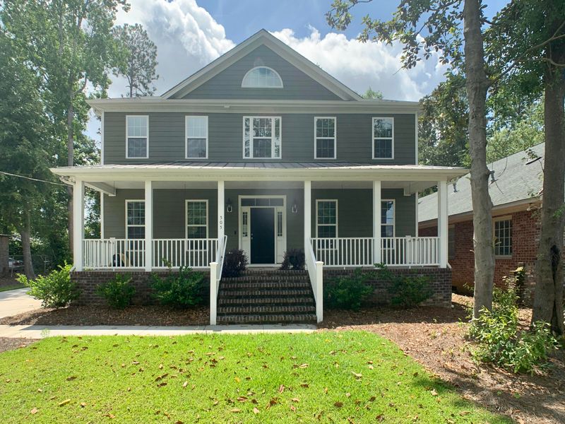 505 N Pine St, Summerville, SC 29483